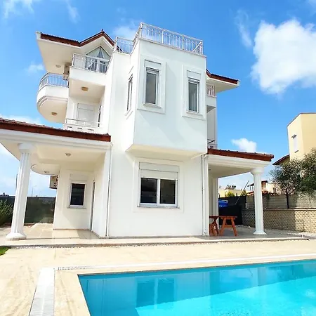 Summer Homes Villa