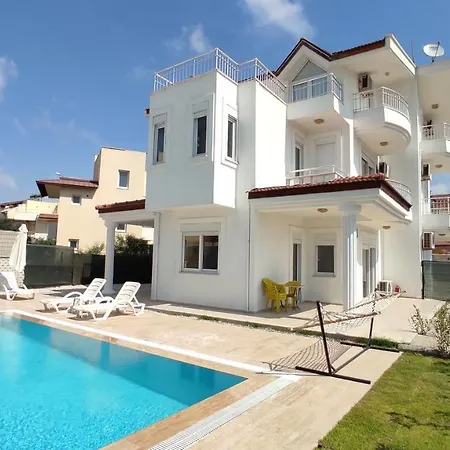 Villa Summer Homes