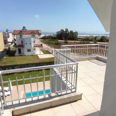 Villa Summer Homes *